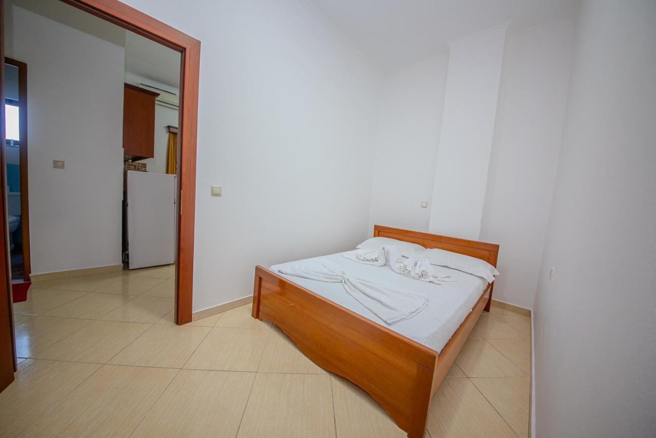 كساميل Hotel Landi المظهر الخارجي الصورة