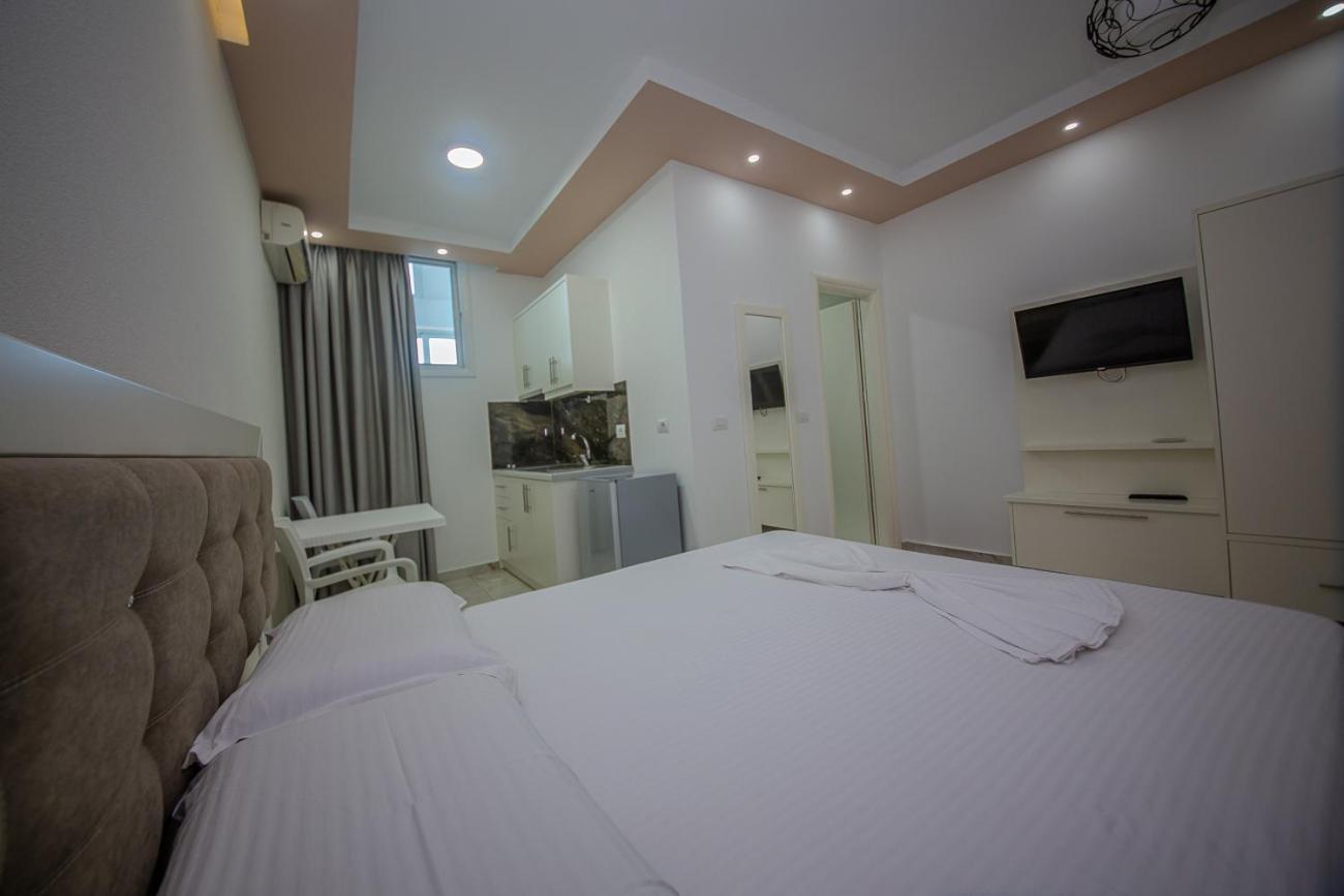 كساميل Hotel Landi المظهر الخارجي الصورة